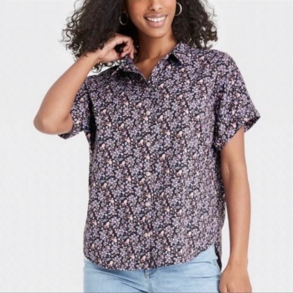 Universal Thread Floral Collared Button Up Short Sleeve Shirt | Size Medium